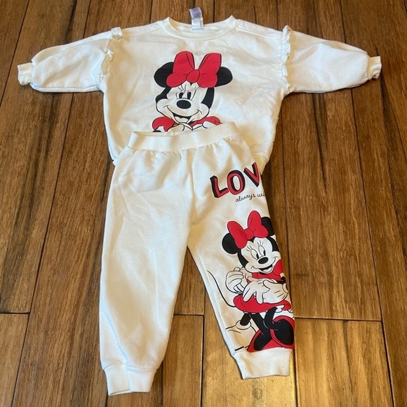Disney Girls Baby Infant 12 Months Outfit Clothes Minnie Mickey Top & Bottom - Picture 1 of 9